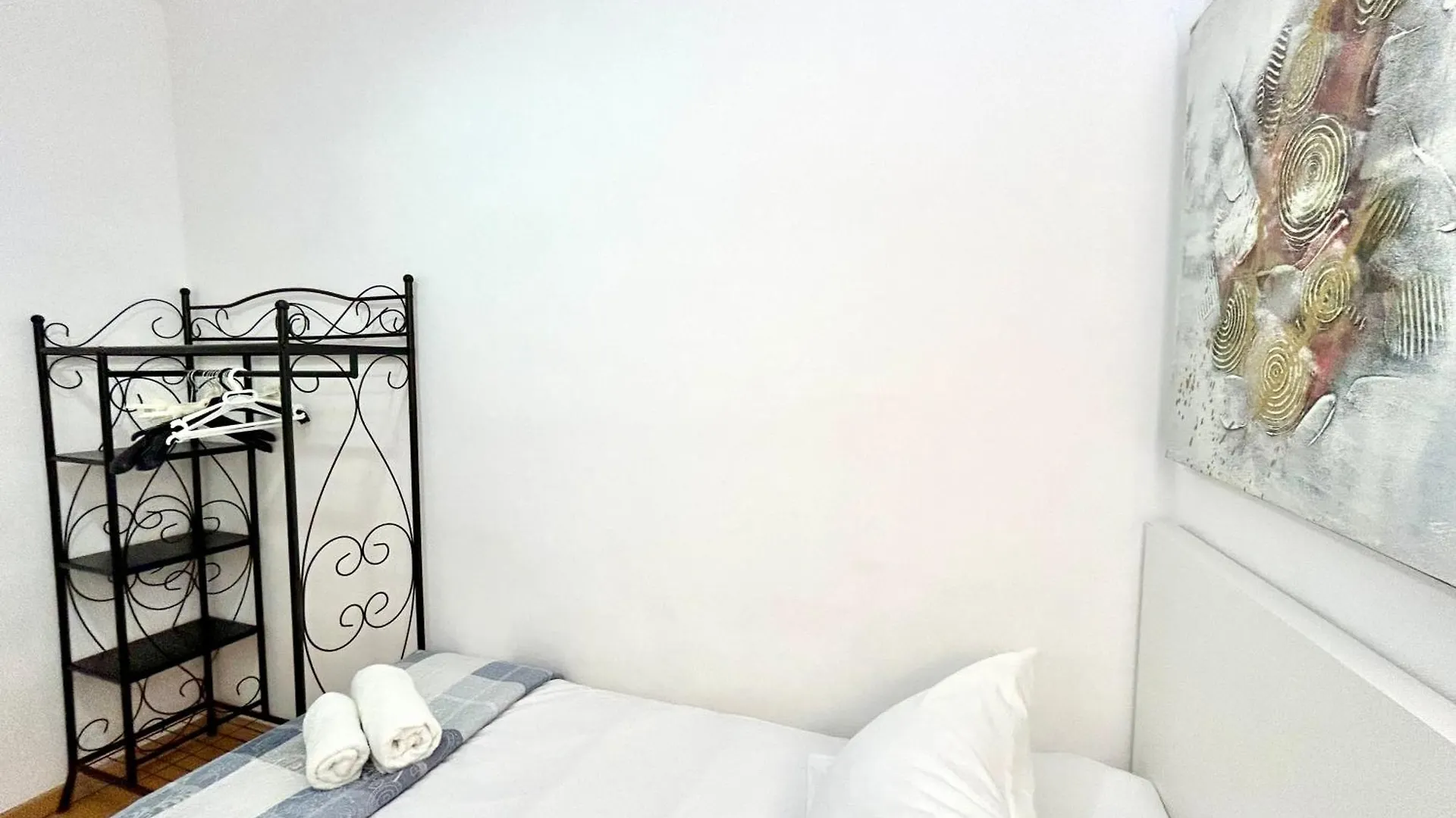 Apartment Carrer D'Olesa Barcellona
