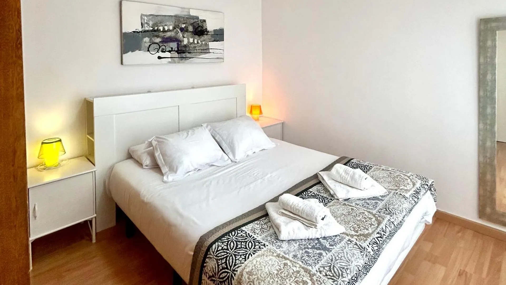 Apartment Carrer D'Olesa Барселона
