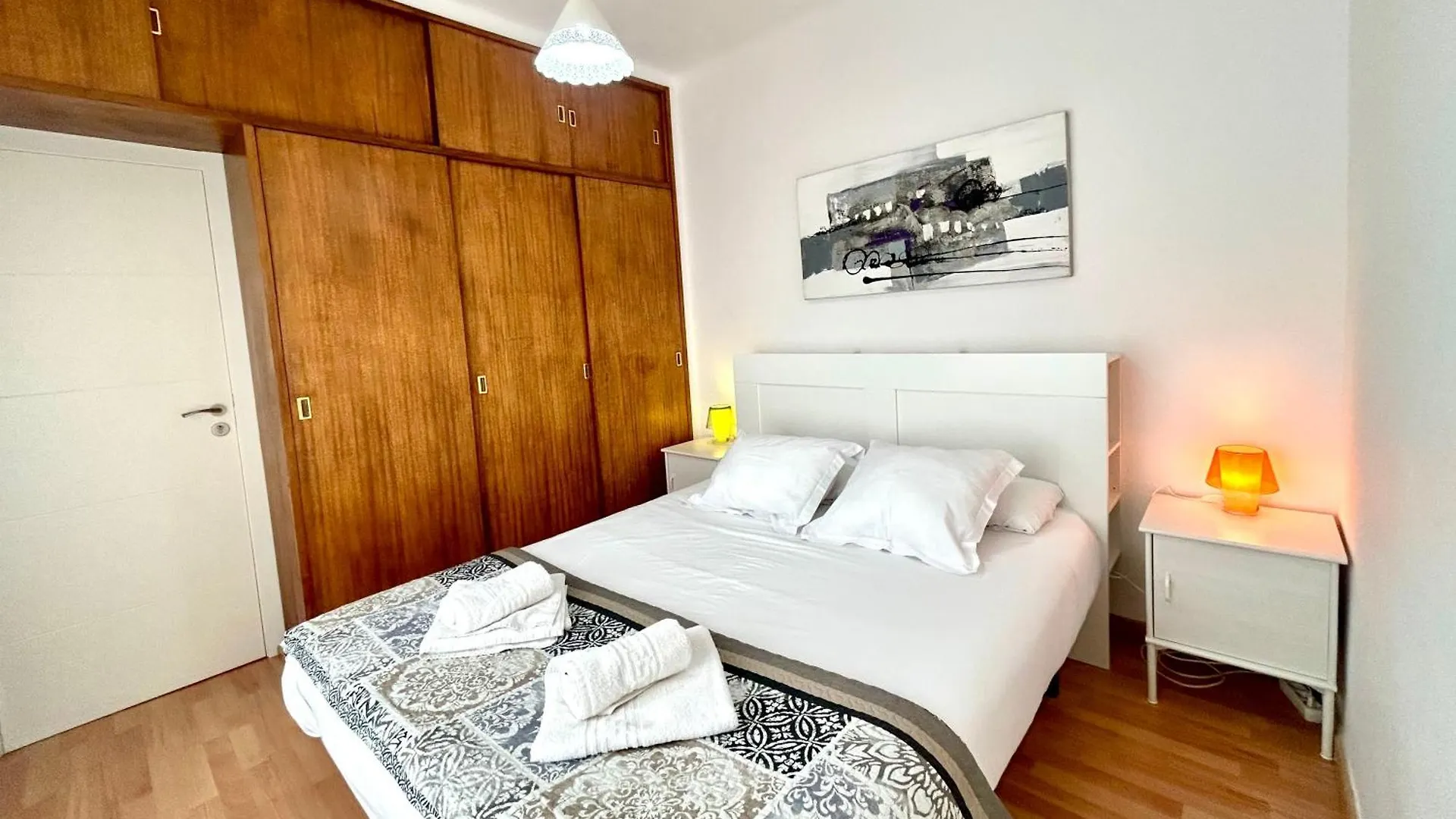 Apartment Carrer D'Olesa Барселона
