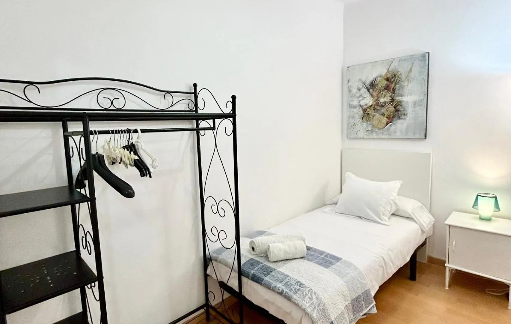 Apartment Carrer D'Olesa Барселона